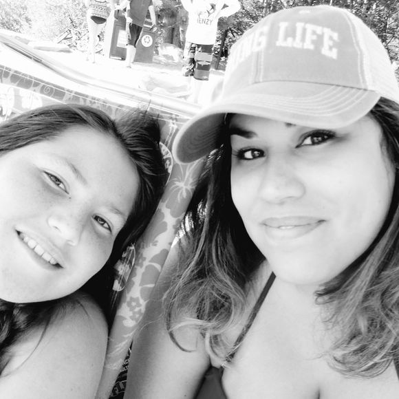 Meet your Posher, Bernadette - Picture 1 of 1